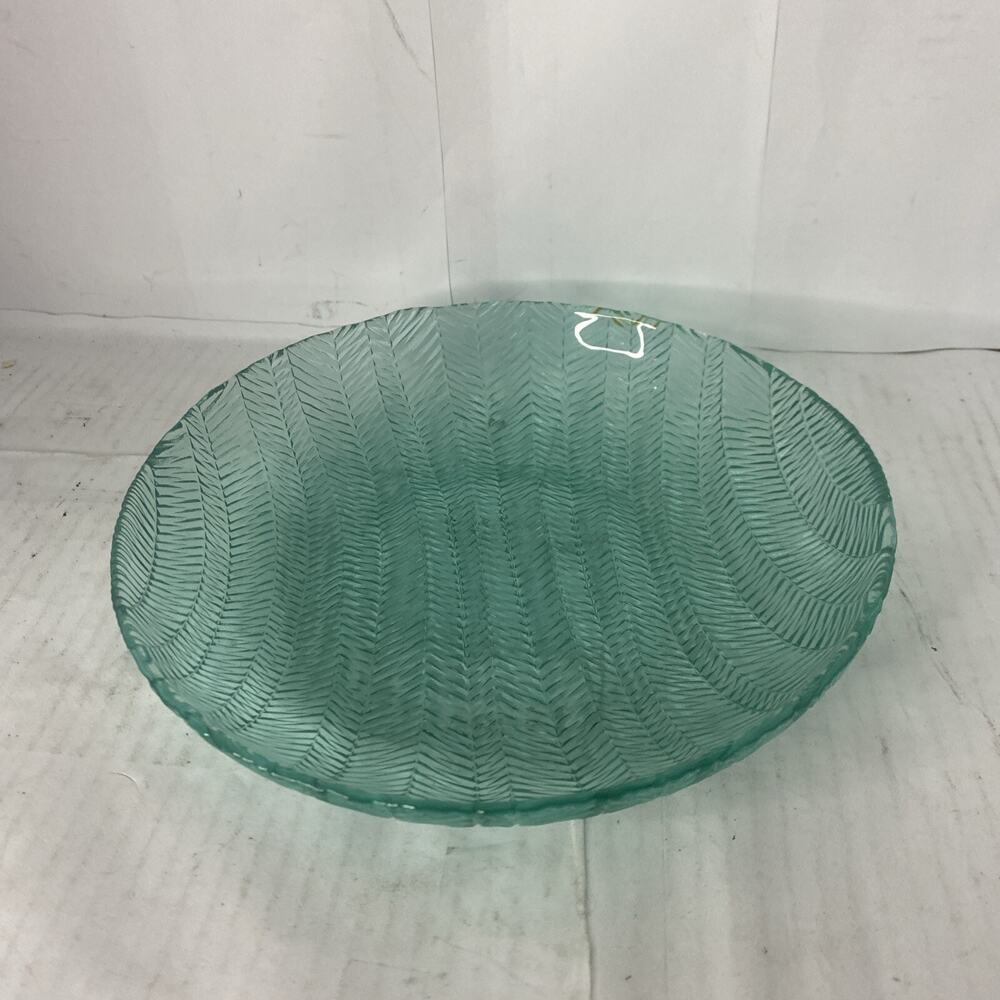 Arcoroc Turquoise Glass Bowl/ Plate Herringbone pattern 8.5”x 1" France